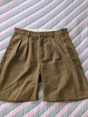 Caron Callahan William Shorts
